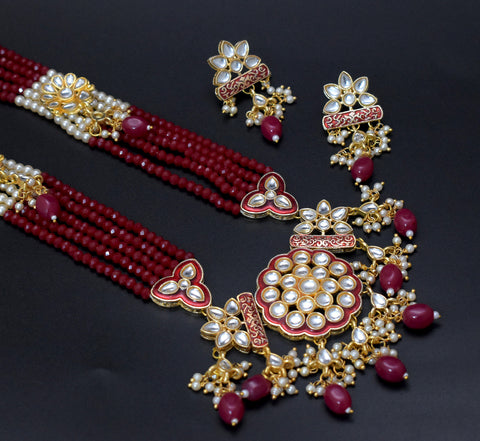 Mahroon Yavana Necklace