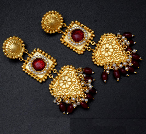 Mahroon Aadarshiya Dangel Earring