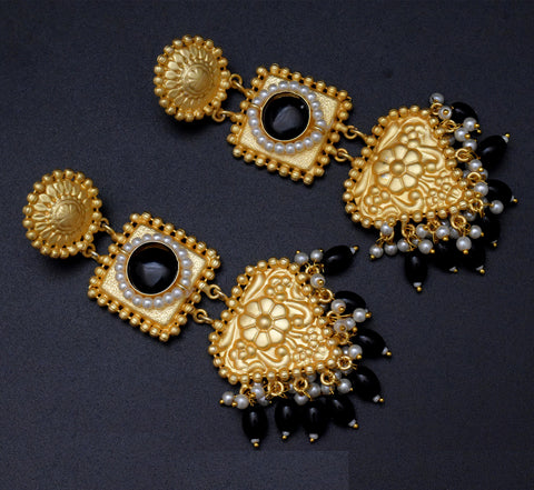 Black Classic Taniya Dangle Earring