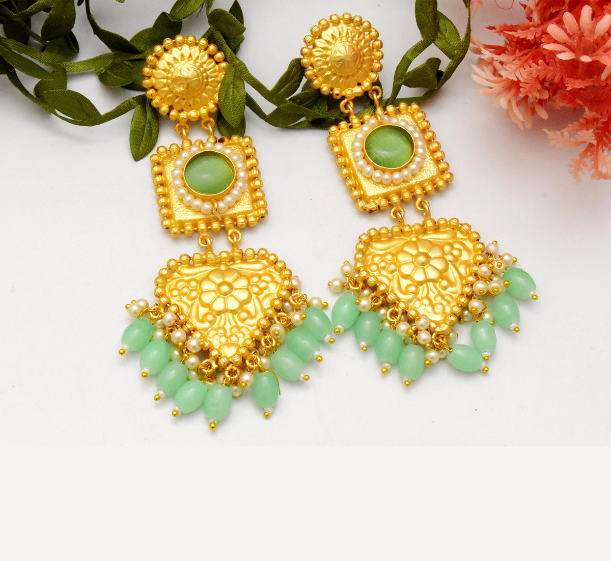 Mint Aadarshiya Dangel Earring